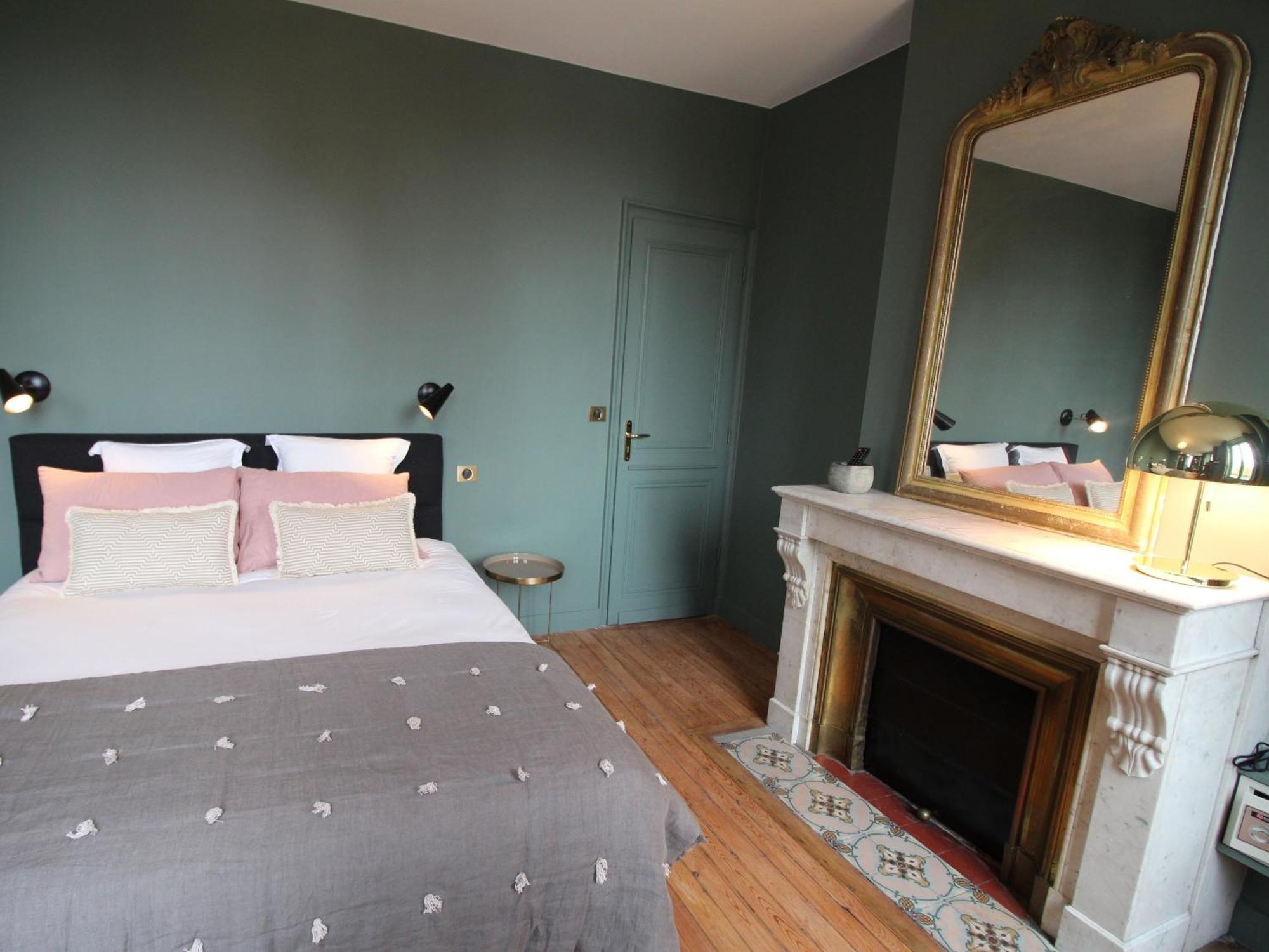 B&B L'Escapade Bordelaise - Cote Jardin Bordeaux Rom bilde